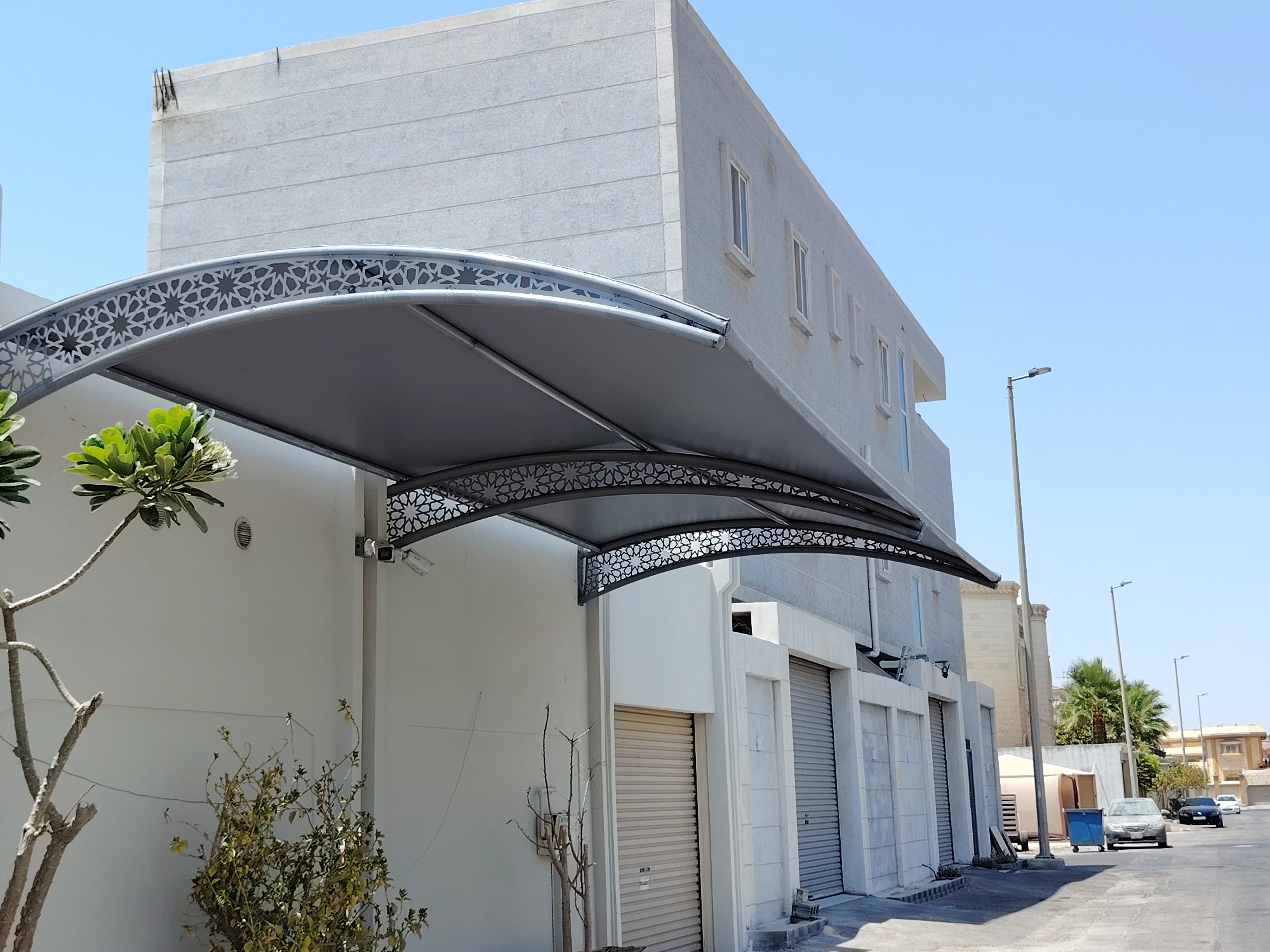 مظلات حديثة